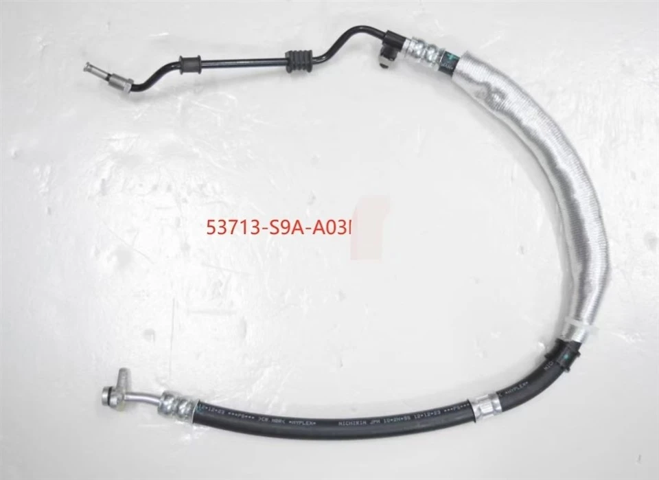 Automotive Oil Cooler Inlet And Outlet Cooling Water Pipes Automotive Oil Cooler Inlet And Outlet Cooling Water Pipes