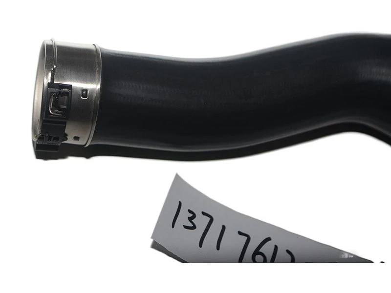 Land Rover Intercooler Air Hose OE LR076845